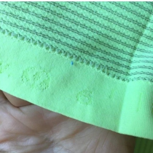 RARE Lululemon Run Swiftly Tech Long Sleeve Size 6 - Picture 7 of 10